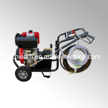 Dieselmotor mit Hochdruckreiniger und Räder (DHPW-3600)